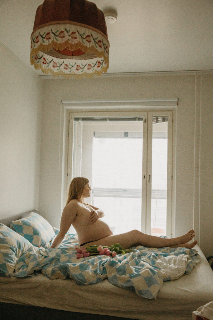 raskauskuvaus omassa kodissa Helsingissä